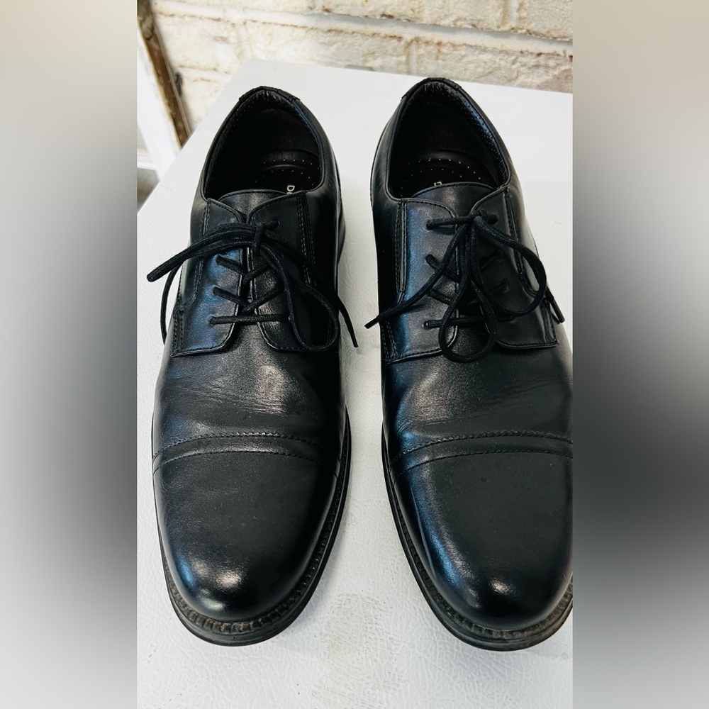 Men’s black Dockers